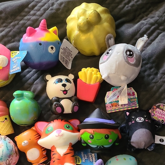 Vibrant Animal Squishy Toy Collection - Picture 3 of 4